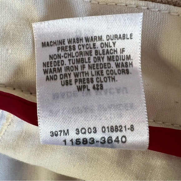 LEVI’S Pants Low Rise Flare Hem Khaki Tan Slacks Size 5 - Picture 9 of 11